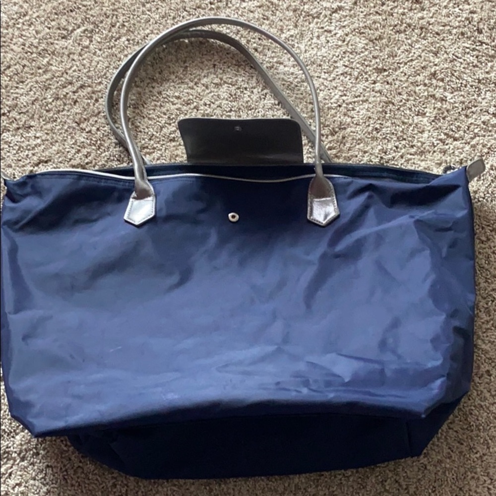 Blue tote